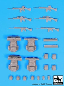 Rifles automáticos y mochilas Bergen Black Dog 1/35 FN FAL Guerra de las Malvinas F35093 - Imagen 1 de 1