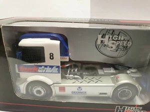 Mercedes Benz 1:43 Model Collection camion ad alta velocità modellino auto IMBALLO ORIGINALE bianco  - Foto 1 di 10