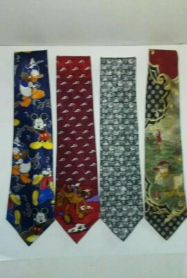Lote de 4 gravatas estampadas Mickey Mouse e Donald Disney (2) 100% seda (2) poliéster - Imagem 1 de 4