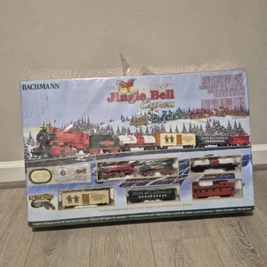 Bachmann 00724 HO SCALE JINGLE BELL EXPRESS (HO SCALE) Ready to Run Set - Picture 1 of 6