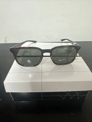 [EV1195-206] Mens Nike CIRCUIT MI Sunglasses - Image 1 of 4