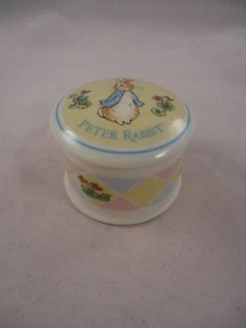Caja de baratijas Wedgwood Peter Rabbit Mi primer mechón de pelo Beatrix Potter británico - Imagen 1 de 7