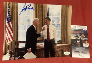 PRESIDENT JOE BIDEN SIGNED 8X10 COLOR PHOTO WITH JSA COA! OBAMA VP! RARE! bb - Picture 1 of 4