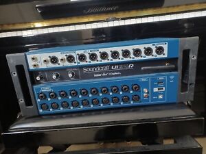 Soundcraft Ui24R digital mixer and multitrack recorder 
