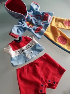 "GIOCHI PREZIOSI" Vestiti "Winnie The Pooh" per Bambola "Cicciobello" - Foto 1 di 16