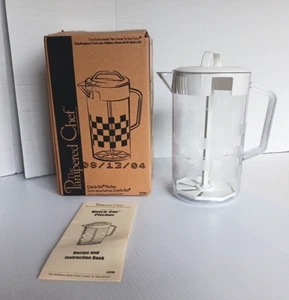 Pampered Chef #2270 Quick-Stir Pitcher 2 Quart Checkerboard Pattern White Lid - Picture 1 of 8