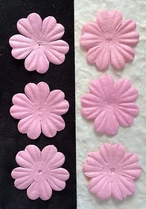 20 petali di carta di gelso rosa fatti a mano fiori cartoleria album bambina 1" - Foto 1 di 4