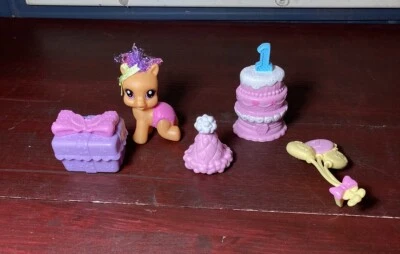 My Little Pony G3 Newborn Cuties Scootaloos Party Figure with Accessories Hasbro - Image 1 of 4