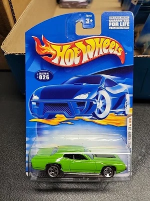 Coche verde vintage 2001 Hot Wheels primeras ediciones 1971 Plymouth GTX #026 1/64 Foto 1 de 4