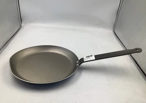 Mauviel M'STEEL Black Carbon Steel Crepe Pan With Iron Handle, 9.4-In - Picture 1 of 5