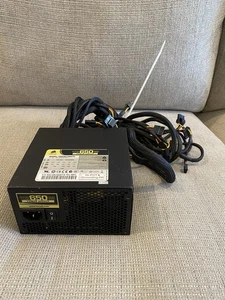 Corsair TX650W 650 Watt ATX Netzteil PSU CMPSU-650TX, UNGETESTET - Bild 1 von 8