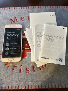 Samsung Galaxy A3 2017 ( Risse Im Display ) - Bild 1 von 3