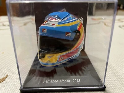 Casco Helmet F1 FERNANDO ALONSO 2012 FERRARI SPARK 1:5 - Immagine 1 di 4