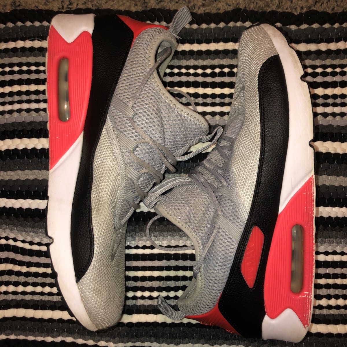 靴 NIKE AIR MAX 90EZ Wolf Grey Crimson 30cm 楽天市場】NIKE AIR MAX 90 GS wolf grey/black-bright crimson