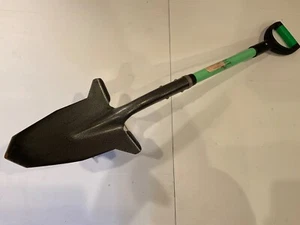 Spear Head Spade - Gardening Shovel - 40" - rare Green - used ๐ - Picture 1 of 1
