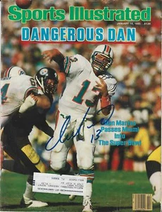Dan Marino 1985 Autographed Sports Illustrated Magazine (Beckett) - Picture 1 of 1