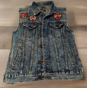 Chicago Bulls Bleached Denim Vest Jacket Patches World Tour Medium Retro - Picture 1 of 11