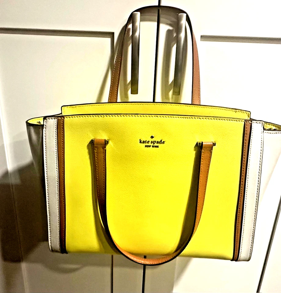 Kate Spade Lemon/White Brand New Pocket Bag/long handle not included - Image 1 of 4