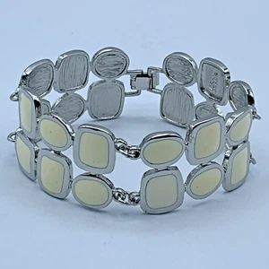 Lia Sophia 7.75 in Silver Tone Ivory Enamel Link Bracelet B4-27 - Picture 1 of 5