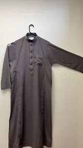 Thobe Jubba Al Najmah/Haramain Summer Collection Dark Brown - Picture 1 of 3