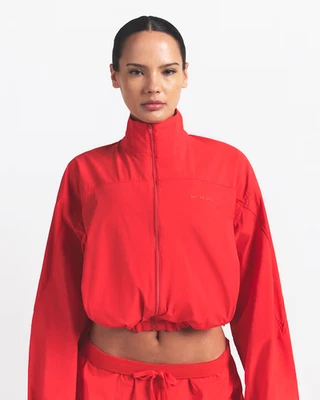 CHAQUETA CORTA NikeSKIMS Nike x SKIMS Tejido Nylon Edición Limitada Rubí S Preventa Foto 1 de 4