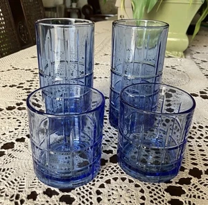 Vier (4) blaue Anchor Hocking Gläser zwei (2) trinken zwei (2) Wasser Steine TARTAN - Bild 1 von 9
