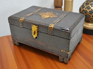 Vintage Wooden Storage Box Original Old Hand Crafted Brass Fitted - Picture 1 of 8