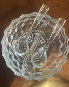 Fostoria American Divided Relish Dish With Two Glass Spoons (Salsa / Guacamole) - Picture 1 of 6