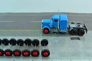 10 X Single RED Wheel Sets w/ Tires for Tractor Unit Trucks 1/87 (5497) - Picture 1 of 3