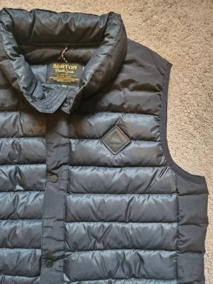 Burton Dhaka Evergreen Down Sleeveless Vest Mens XS Long Winter Skiing Outdoors - Image 1 of 4