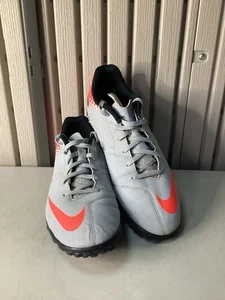 Botas de fútbol Nike Bombax Astro Turf Astro Boots - UK 10 - US 11 - EUR 45 - Usadas - Imagen 1 de 24