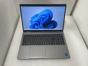 Dell Latitude 5520 256gb Nvme Win 11 i5-1135G7 2.40ghz 16gb RAM HDMI Cámara web 6 - Imagen 1 de 6