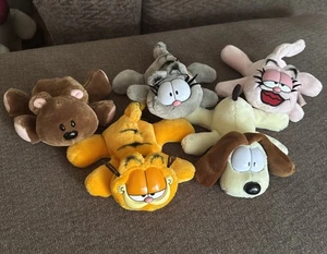 VTG Paws 1978 Garfield, Odie, Arlene, Nermal, & Pooky Bear Plush Set of 5 RARE - Picture 1 of 13