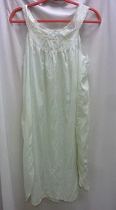 VINTAGE BARBIZON SLEEVELESS NIGHTGOWN LACEEMBROIDERY PALE GREEN SHEER SMALL - Picture 1 of 11