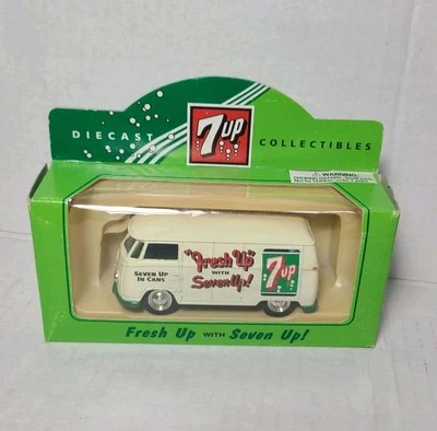 7up Lledo 1955 VW Transporter Van Vintage Die-cast 73007 - Image 1 of 4