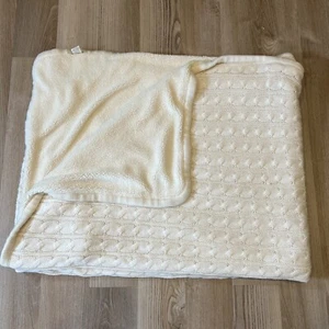 LL Bean Cable Sweater Knit 50x60” Knit Cream Ivory Throw Blanket USA - Picture 1 of 5