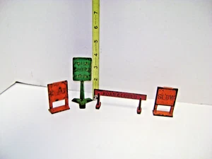 Four Cast Iron Arcade Signs In nice Vintage Condition. - Picture 1 of 9