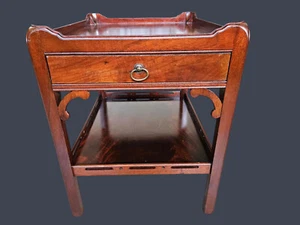 TAVOLINO 2 RIPIANI IN MOGANO ORIGINALE EPOCA XIX SECOLO RESTAURATO - Foto 1 di 24