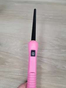 Herstyler Baby Curl Pink Compact Ceramic Heat Barrel Teflon Wand - Picture 1 of 7
