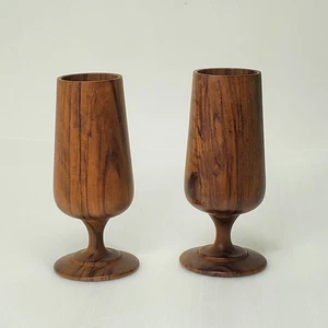Par de copas pequeñas de madera de olivo torneadas a mano de 4"H hechas en España MCM - Imagen 1 de 6