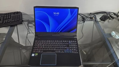 Acer Predator Helios 300 Gaming Notebook - Bild 1 von 4