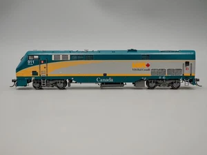 Overland Models #6592.1 HO/1:87 GE Via Rail P42DC Diesel Locomotive #911 - Boxed - Picture 1 of 10