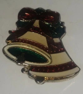 Weihnachtsbrosche Hutnadel Glocken Stechpalme goldfarben Emaille Weihnachten Made in Taiwan  - Bild 1 von 10