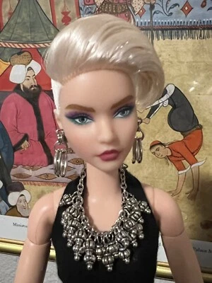 Handmade Jewelry for 11-1/2" Fashion Doll - Metal Beads Necklace & Hoop Earrings - Imagem 1 de 4