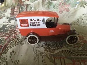 1916 Studebaker Delivery Van, Trust Worthy Hardware, SpecCast, 1/25 Scale - Picture 1 of 5