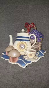 DE COLECCIÓN 1997 HOGAR INTERIOR PARED PLACA 3373-1B, TETERA TAZA GIRASOL MUFFINS - Imagen 1 de 3