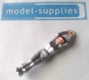Corgi 1163 Scammell reproduction painted plastic human cannonball figure - Picture 1 of 2