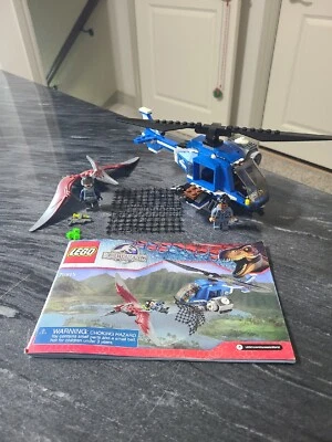 100% Completo LEGO Jurassic World 75915 Pteranodon Captura con Instrucciones Foto 1 de 4
