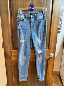 Judy Blue Skinny Jeans - Rainbow Stitching 9/29 - Picture 1 of 7