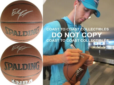 Frank Kaminsky Phoenix Suns Hornets firmado autografiado NBA baloncesto prueba de certificado de autenticidad Foto 1 de 3